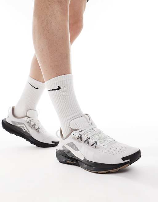 Nike Running ReactX Pegasus Trail 5 Trainers In White And Black