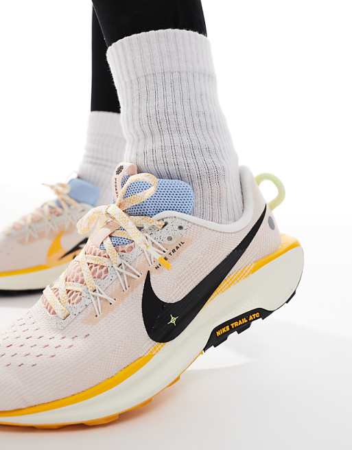 Nike Running ReactX Pegasus Trail 5 Trainers In White And Yellow