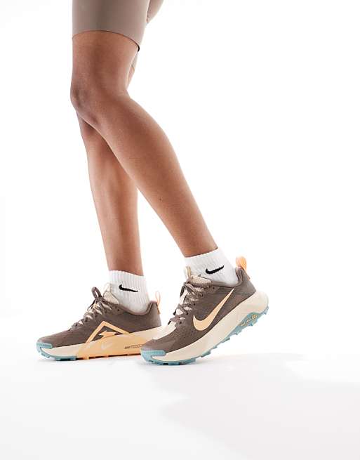 Nike Running ReactX Wildhorse 10 Trainers In Brown