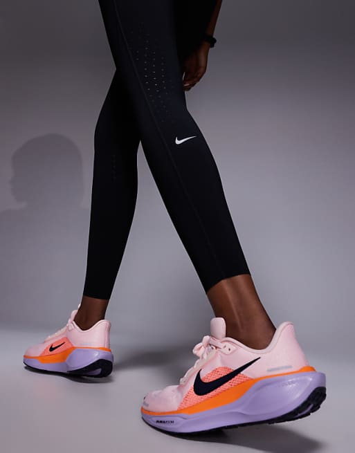 Nike Running Swift 7/8 Leggings With Pocket In Black