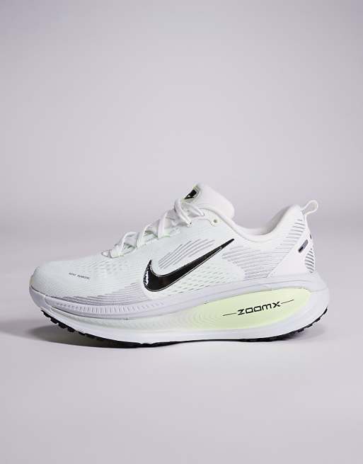 Nike Running Vomero 18 Trainers In White And Green