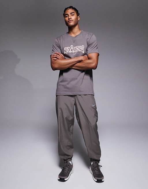 Nike Training Back Print Graphic T-shirt In Grey