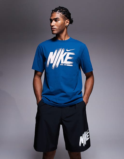 Nike Training Form Dri-Fit 9 inch shorts in black