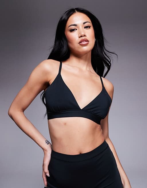 Nike Training Form in black