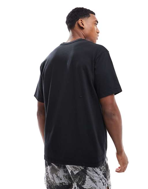 Nike Training Heritage Dri-FIT T-shirt In Black