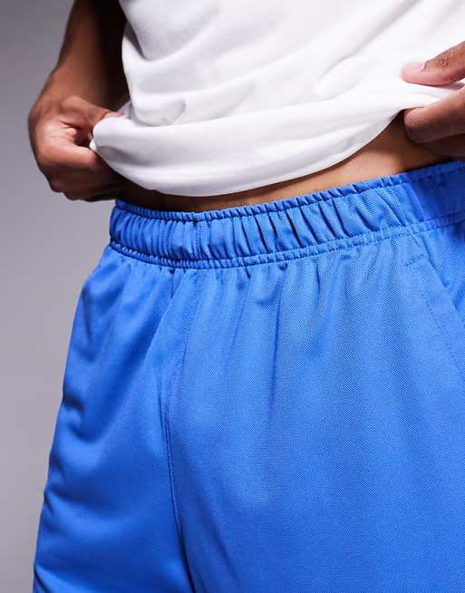 Nike Training Totality Dri-FIT 7inch Shorts In Blue