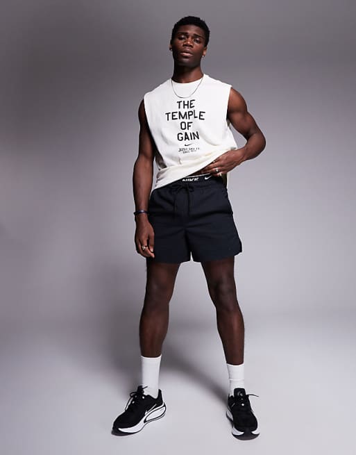 Nike Training Unlimited Dri-FIT seersucker 5 inch shorts in black