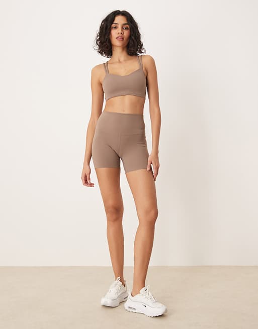 Nike Training Zenvy Dri-FIT Soft Touch Alate Light Support Sports Bra In Brown