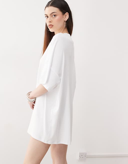 Noisy May Boxy T-shirt Dress In White