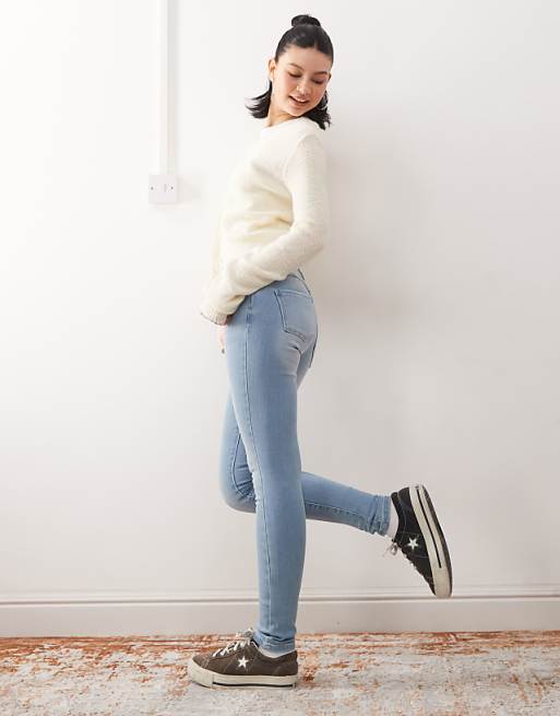 Noisy May Jen Push Up Jeans In Light Blue Wash
