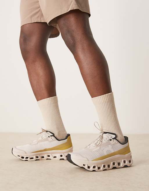 ON Cloudmonster Void running trainers in silver