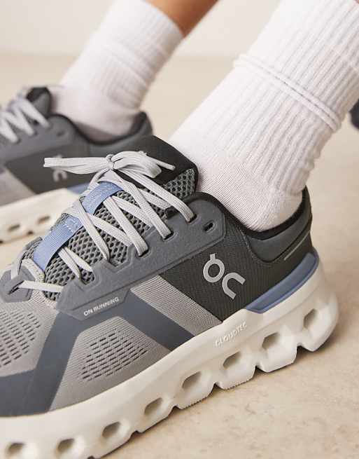 ON Cloudrunner 2 Running Trainers In Grey