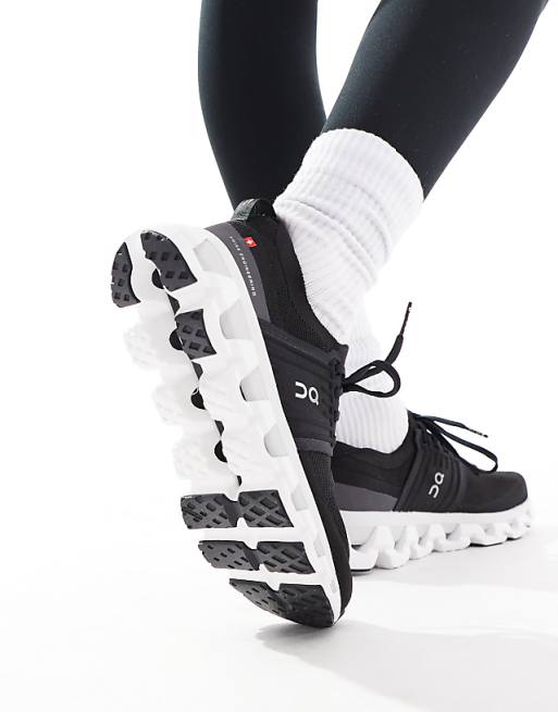 ON Cloudswift 3 Running Trainers In Black And White