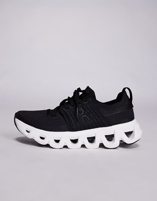 ON Cloudswift 4 Running Trainers In Black