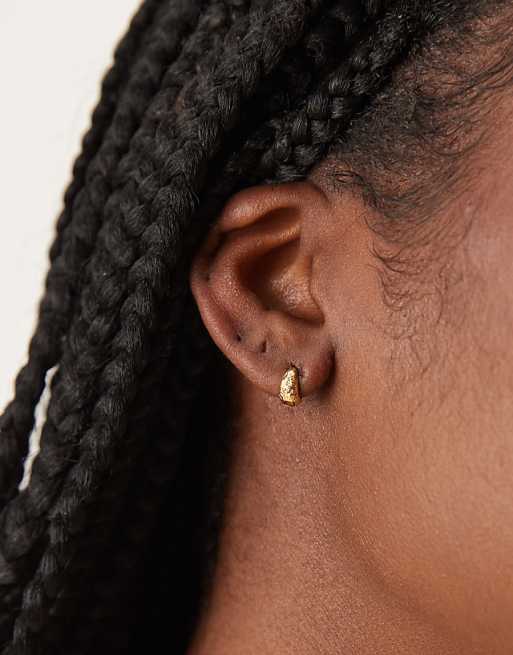 Orelia textured tapered hoop earrings in 18k gold plated
