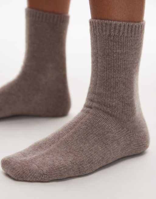 & Other Stories Pure Cashmere Wool Socks In Dark Beige