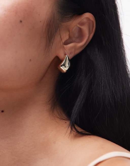 & Other Stories sculpted pebbles earrings in gold