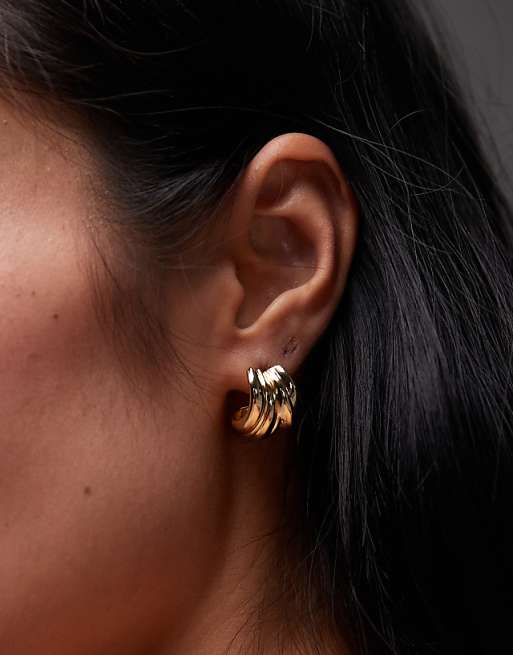 & Other Stories small curved earrings in gold