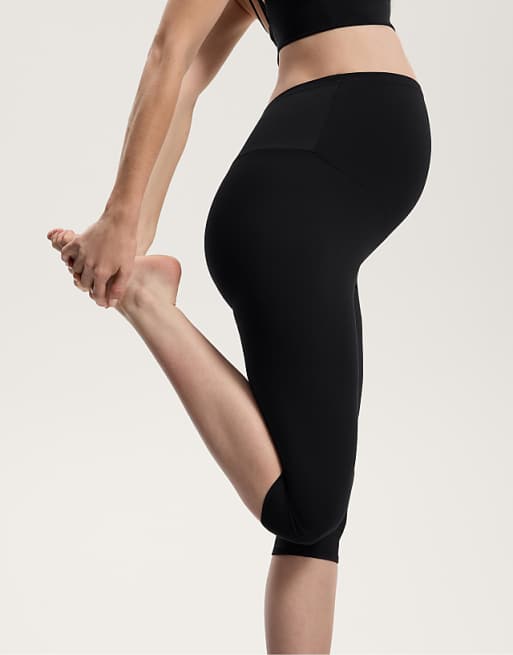 OYSHO Comfortlux 40cm Maternity Capri Leggings In Black