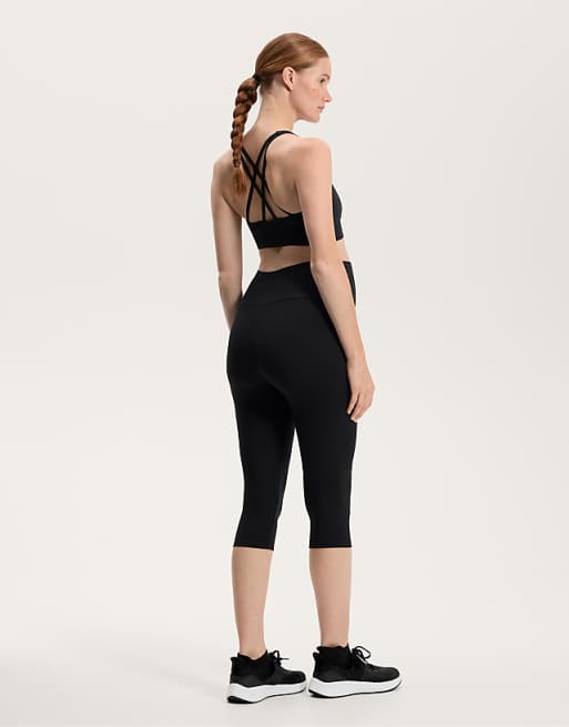 OYSHO Comfortlux 40cm Maternity Capri Leggings In Black