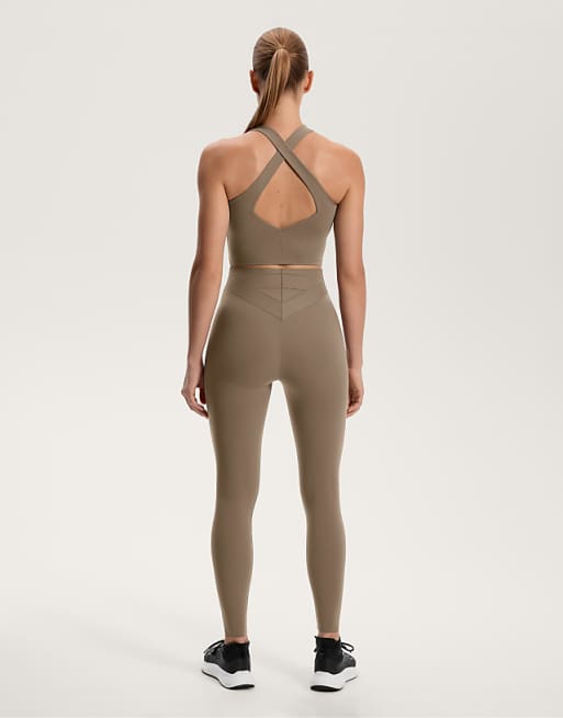 OYSHO Compressive Block Tank Top In Mocha