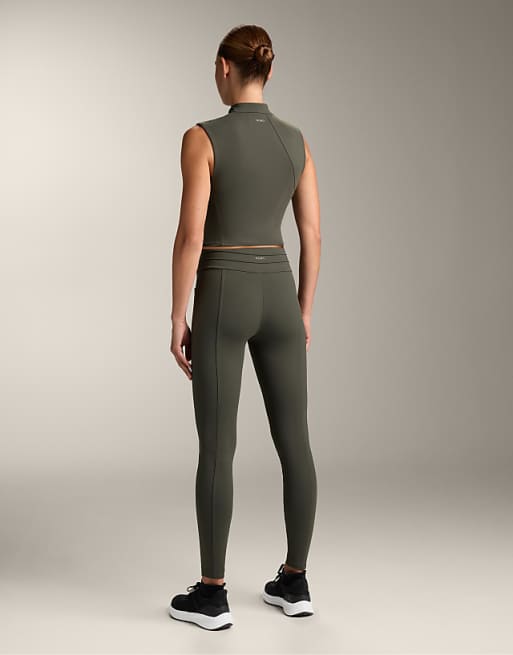 OYSHO Evermove Crease Tank Top In Green