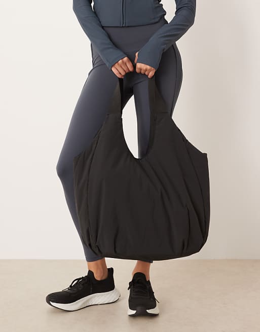 OYSHO Shopper Bag With Contrasting Handle In Black
