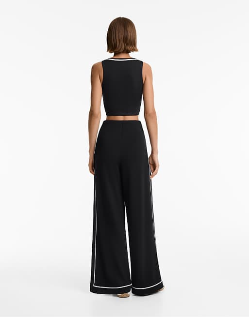 OYSHO V-neck Comfortlux Tank Top In Black