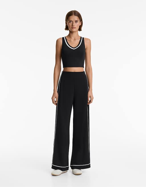 OYSHO V-neck Comfortlux Tank Top In Black