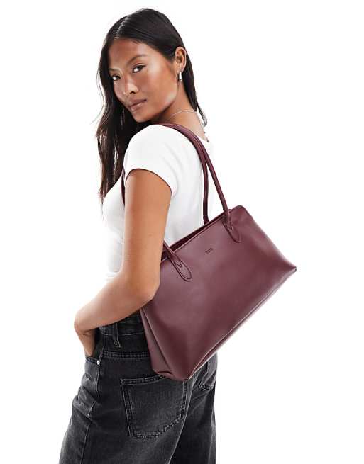 PASQ Twin Strap A Line Shoulder Bag In Burgundy