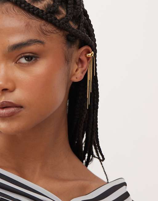 Petit Moments fringe ear cuff in gold