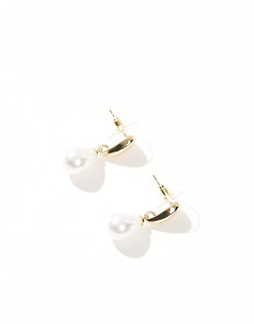 Petit Moments Liquid Pearl Drop Earrings In Gold