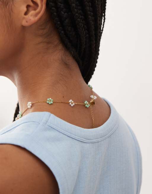 Petit Moments Stationed Flower Necklace In Green And Gold