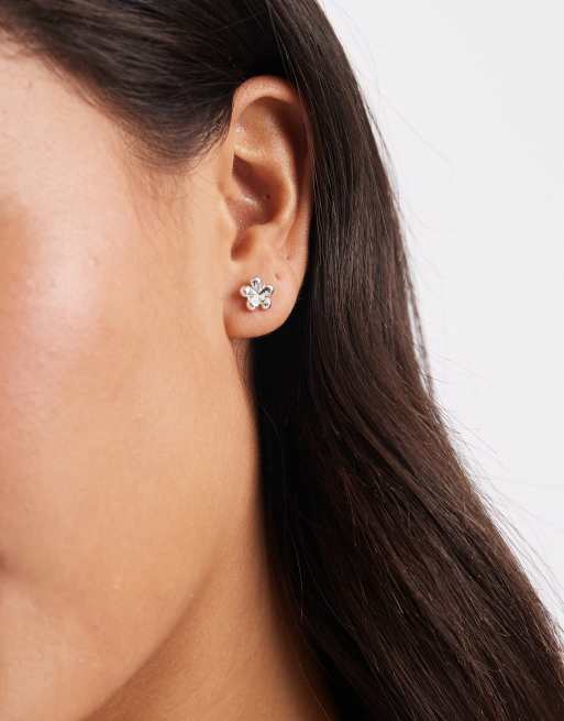 Pieces 18k Plated Flower Studs In Silver Tone