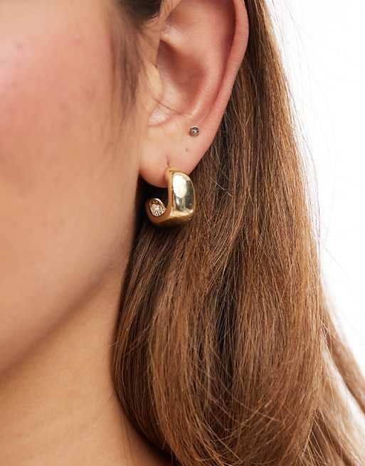 Pieces chunky hoops in gold