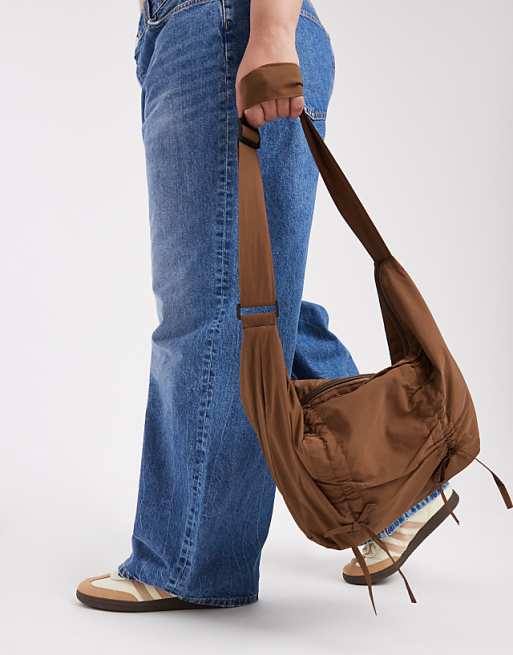 Pieces Crossbody Bag With Bow Details In Brown