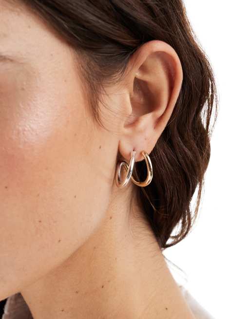 Pieces Double Hoop Earrings In Gold Tone