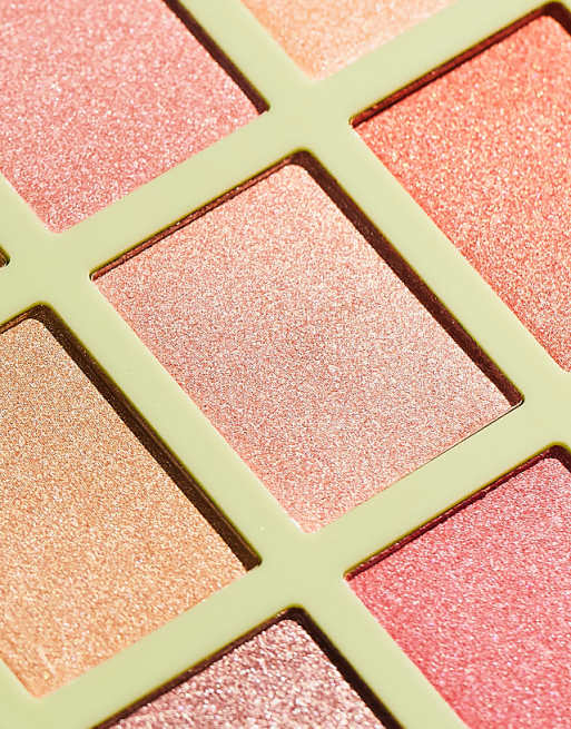Pixi Hello Kitty Highligher & Blush Chrome Glow Palette