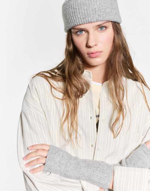 Pull&Bear Knit Fingerless Gloves In Pale Grey