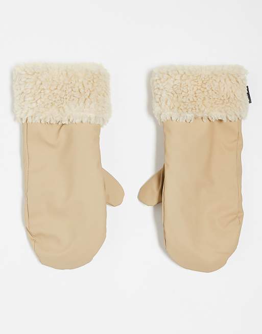 Rains puffer fleece mittens in sand