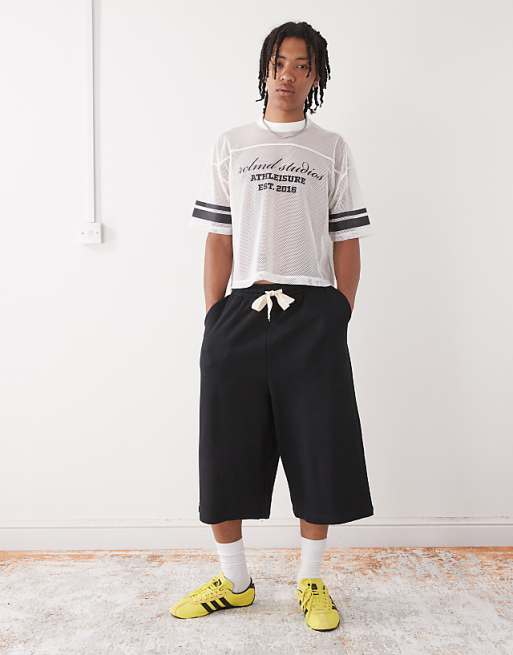 Reclaimed Vintage Airtex Boxy Cropped Tee With Graphic Print In White