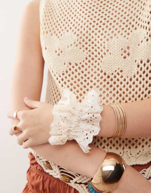 Reclaimed Vintage Broderie Scrunchie In Cream