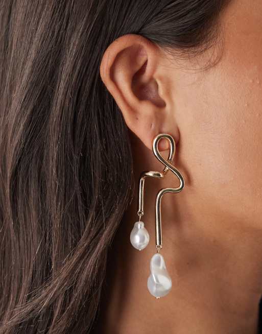 Reclaimed Vintage Drippy Drop Earrings With Pearls In Gold