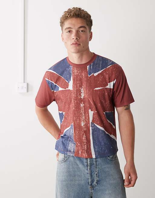 Reclaimed Vintage slim cropped boxy tee with union jack graphic in red