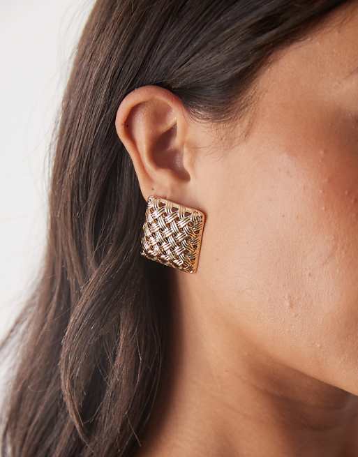 Reclaimed Vintage square stud earrings with weave detail in gold