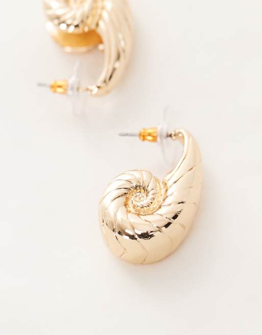 Reclaimed Vintage Teadrop Chubby Shell Hoop Earrings In Gold