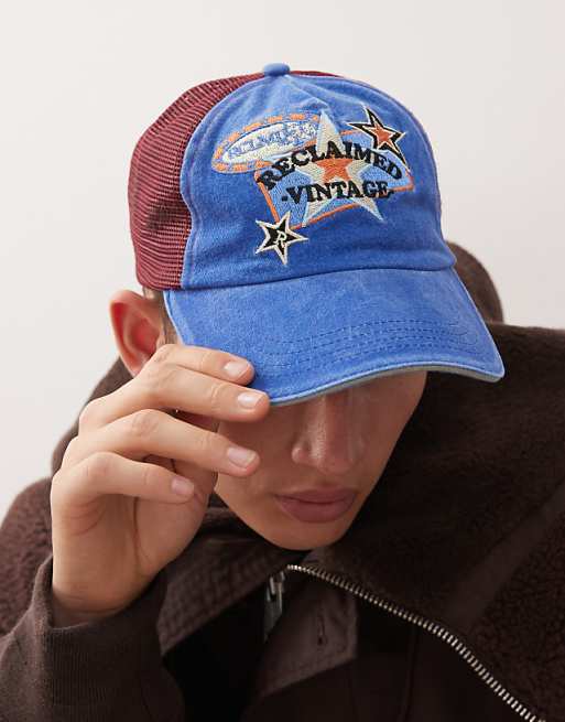 Reclaimed Vintage unisex cap with star and logo in washed blue