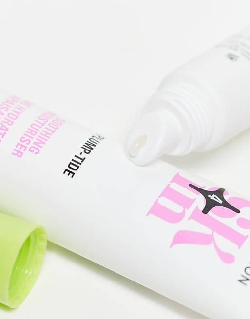 Revolution Skin Plump It Up Hanging Gift Set