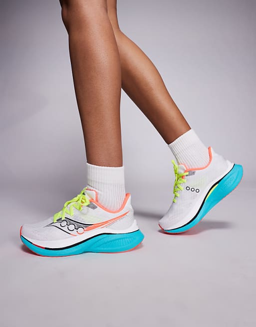 Saucony Endorphin Speed 5 running trainers in white and mutant