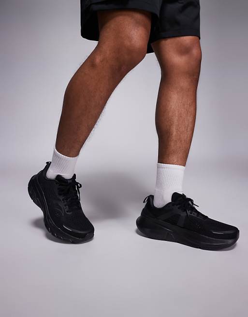Saucony Guide 18 Running Trainers In Triple Black